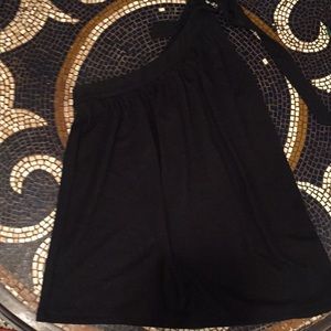 Black one shoulder sweater tank